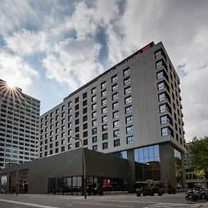 **** Hotel Leonardo Royal Fira España