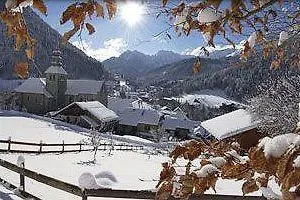 Les Touristes 2*, Abondance France